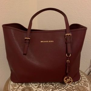 Michael Kors maroon Jet Set Medium Tote